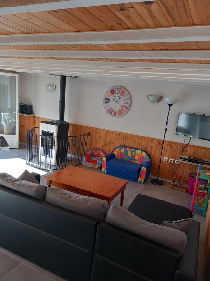Gites De La Vallee Des Gaves Préchac Exteriér fotografie